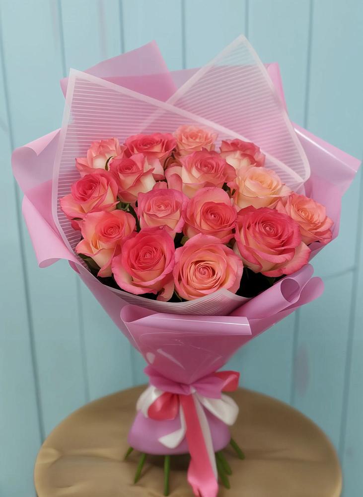 Букет 15 Розовых роз Равель в Орлово