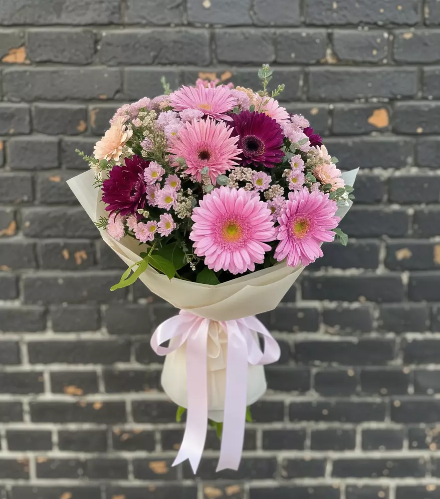 Букет цветов из: Герберы и Хризантемы в Орлово