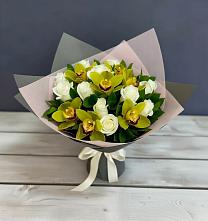 Букет цветов из:  Орхидеи и Розы в Орлово