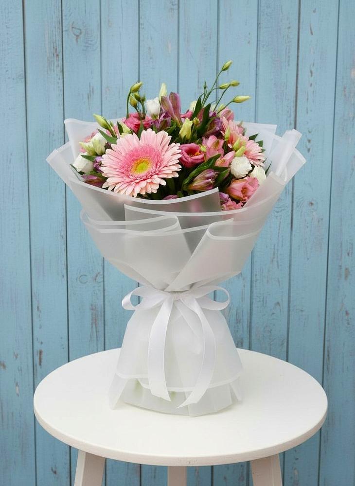 Букет цветов из: Герберы, Альстромерии и Лизиантусы в Орлово