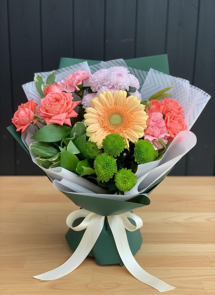 Букет цветов из: Гвоздики, Розы, Герберы и Хризантемы в Орлово