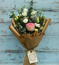 Букет цветов из:  Розы и Лизиантусы в Орлово