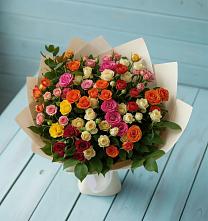 Букет Микс из разноцветных кустовых роз в Орлово